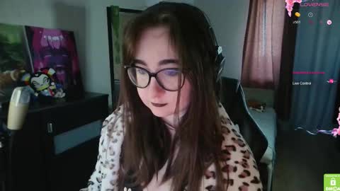 If you like it when I meow give me a thumbs up online show from September 26, 9:17 am