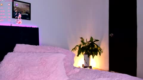 Elaia franco online show from July 28, 2:13 pm