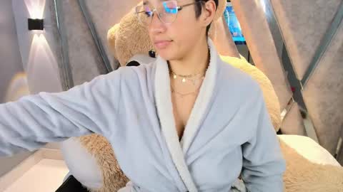 elaine87_ online show from October 20, 9:53 pm