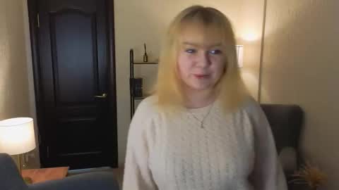 Snapshot of elaine_lewis chatting on September 17, 7:23 am Anna online show from September 17, 7:23 am