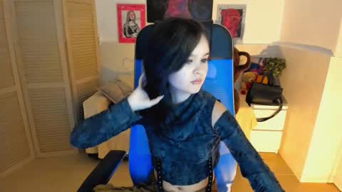 Your sweet girl online show from October 17, 7:29 pm