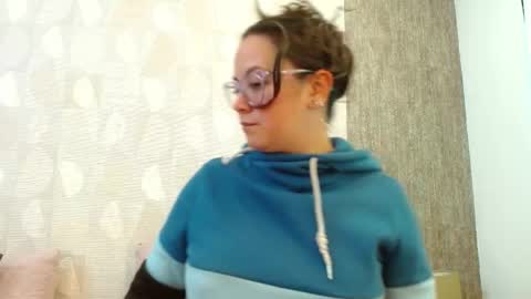 elamurray online show from November 6, 12:19 pm