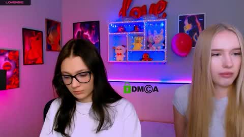 elani online show from February 26, 10:07 am