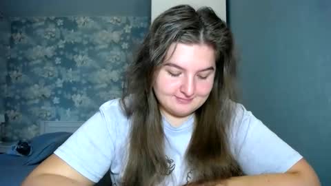 Elanis online show from November 12, 11:23 am