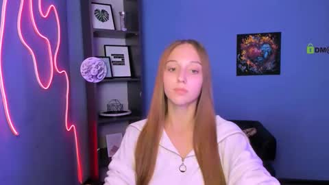 Elara online show from March 20, 4:34 pm