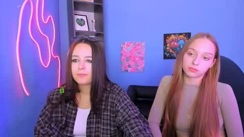 Elara online show from March 19, 12:21 pm