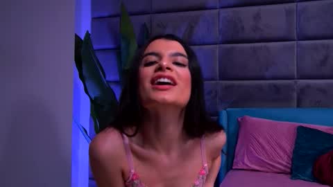 Elara online show from November 28, 4:53 am