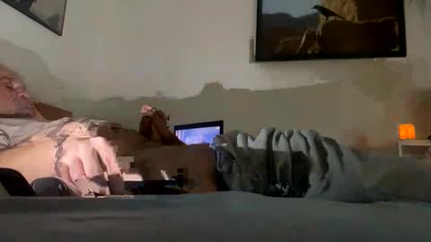 elcretinmo online show from December 5, 1:38 am