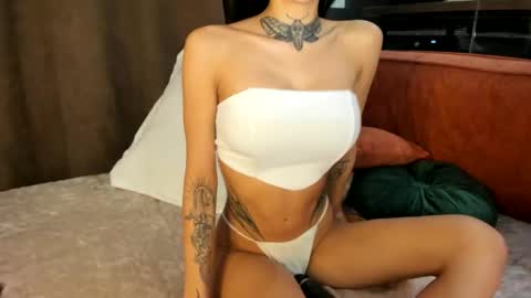 Kate online show from January 4, 5:58 pm