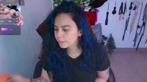 elektra online show from February 17, 12:15 pm