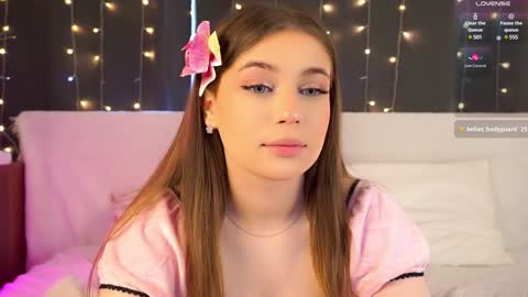 Snapshot of elenefrail chatting on February 5, 8:21 am Isabella - streaming MondayTuesdayWednesdayFridaySaturdaySunday online show from February 5, 8:21 am