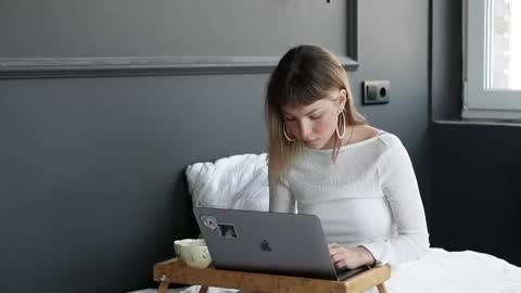 Snapshot of eleonora_linn_ chatting on September 17, 11:57 am Eleonora online show from September 17, 11:57 am