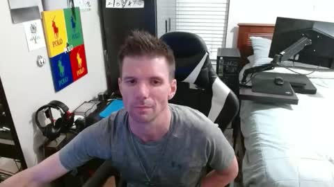 Walker online show from April 7, 1:29 am