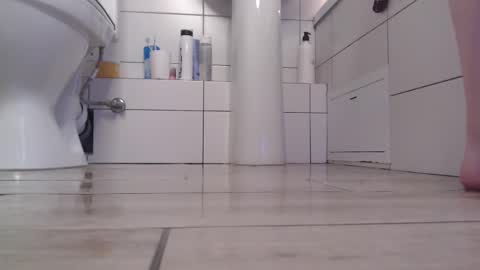 elfi_varifi online show from March 1, 12:28 am