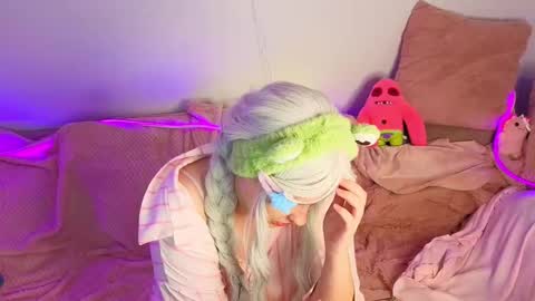 Eva online show from February 17, 8:08 pm