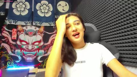Snapshot of elfy_rare chatting on October 23, 10:39 am Elfy online show from October 23, 10:39 am