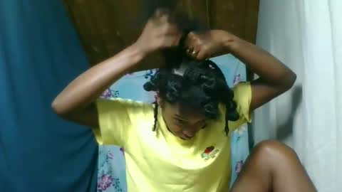 elia011 online show from March 5, 6:50 pm