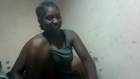 eliannee online show from January 17, 7:12 pm