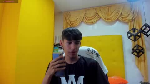 E L I A S online show from February 25, 6:47 am