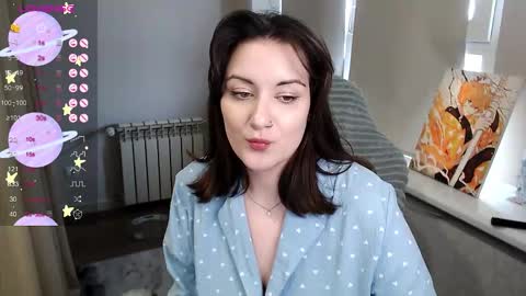 Elise online show from October 23, 5:53 am