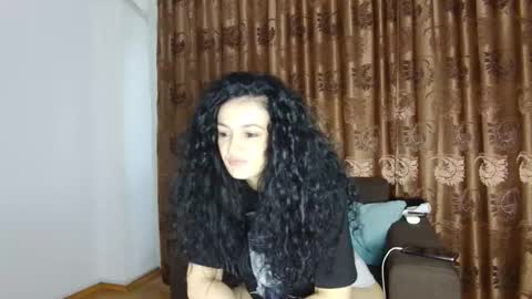 eliebullet online show from October 3, 3:09 pm