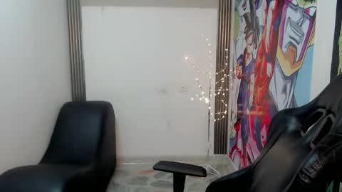 Snapshot of elii_797 chatting on January 21, 6:02 pm bby-santy online show from January 21, 6:02 pm