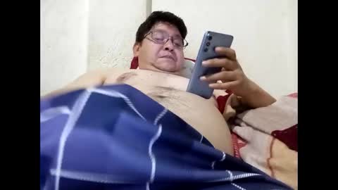 elimposstor online show from November 25, 6:34 am