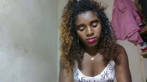 elina981 online show from May 21, 10:22 am