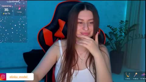 Elina online show from November 10, 8:00 pm