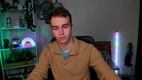 elion online show from March 24, 7:25 am