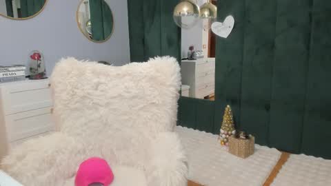 Maria online show from December 1, 4:43 am