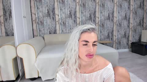 elisabeth_jason online show from November 6, 4:37 am