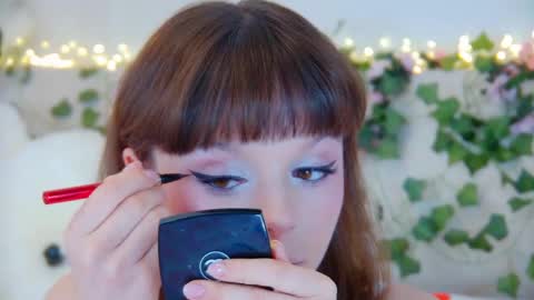 ElisabethDavis online show from April 12, 3:05 pm