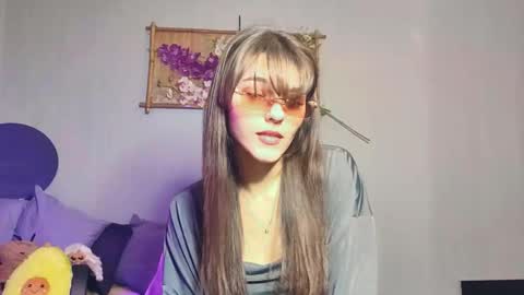 Elin online show from March 19, 1:27 pm