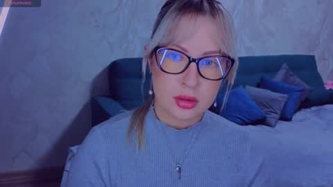 Elisabeth online show from September 14, 6:31 pm