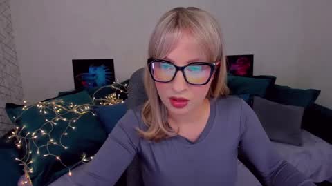 Elisabeth online show from February 10, 4:47 pm