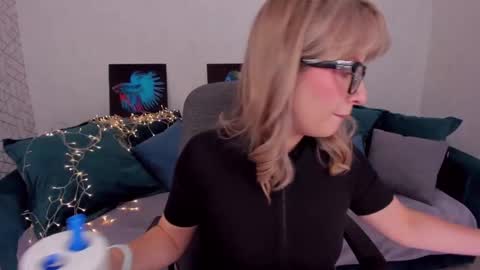 Elisabeth online show from February 16, 11:38 am