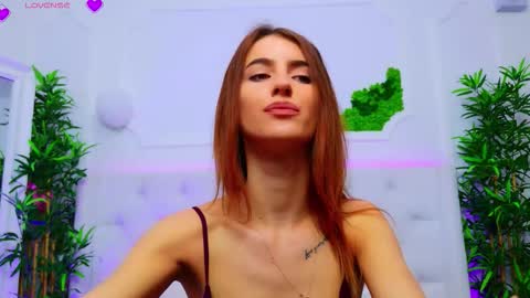 ElisaCharm online show from November 6, 5:21 am