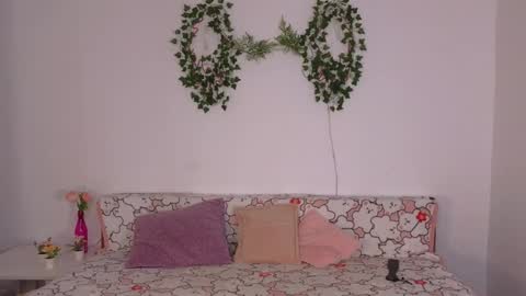 Mary online show from January 24, 8:34 am