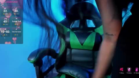 E L I S S A online show from December 20, 3:13 am