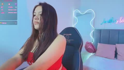 elissa_tay online show from July 23, 11:52 am