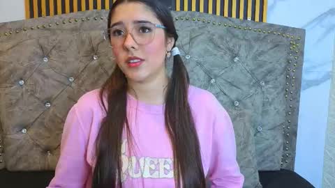 elisvega online show from February 23, 7:49 pm