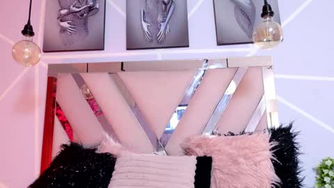 elit noa online show from November 15, 8:43 pm