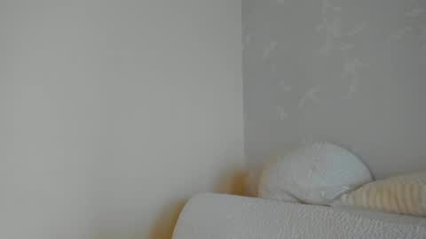 My name is ElizaPVT is open online show from February 15, 9:26 pm