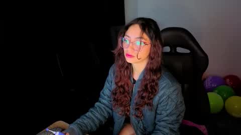 elizabeht_911 online show from September 17, 8:07 am