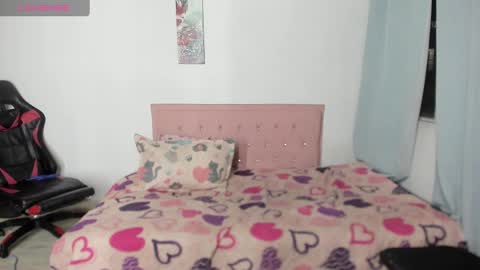 elizabeth_777 online show from March 2, 1:26 am