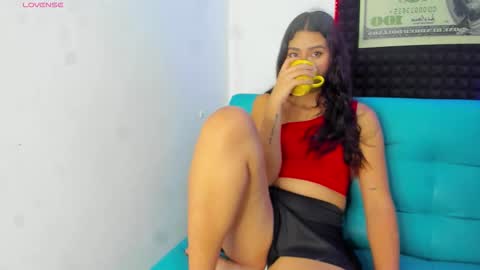 Elizabeth Lamer online show from November 21, 6:55 am