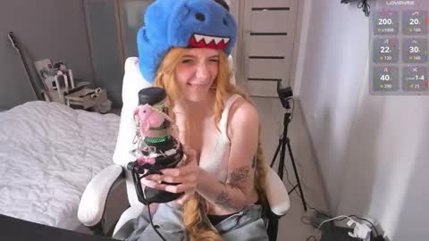 Adele online show from March 21, 8:19 am