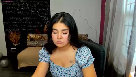 Elizabeth online show from March 30, 11:43 am