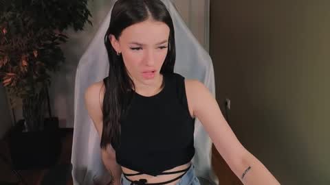 elizzza_ online show from October 24, 5:41 am